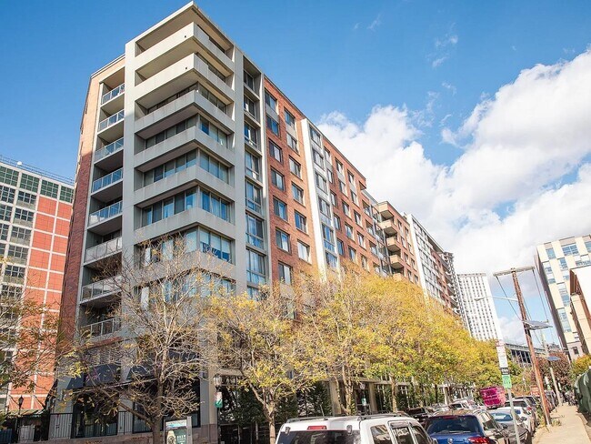 Building Photo - 800 Jackson St