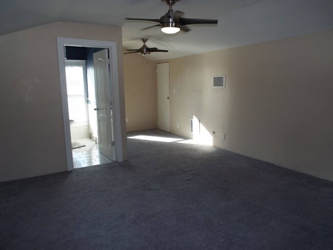 Building Photo - Historic Beauty 4 Bedroom 3 Bathroom