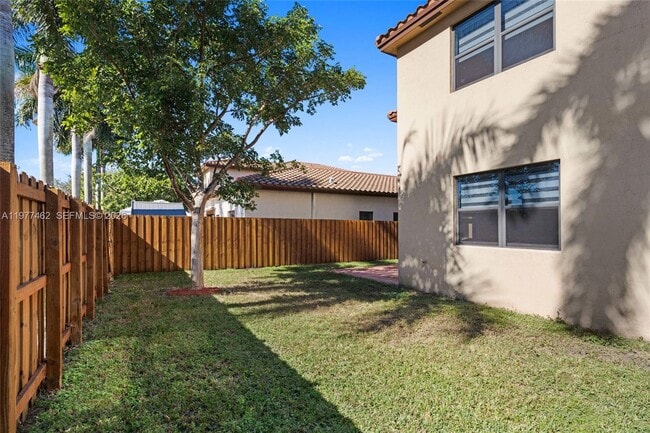 Building Photo - 2380 NE 1st St