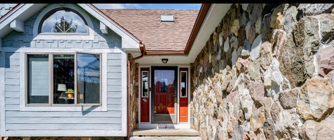 Building Photo - 9740 Purcell Hill Rd