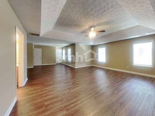 Building Photo - 3442 Kittery Dr