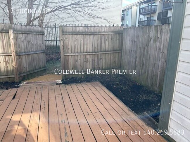 Building Photo - 47 Lucinda Ct