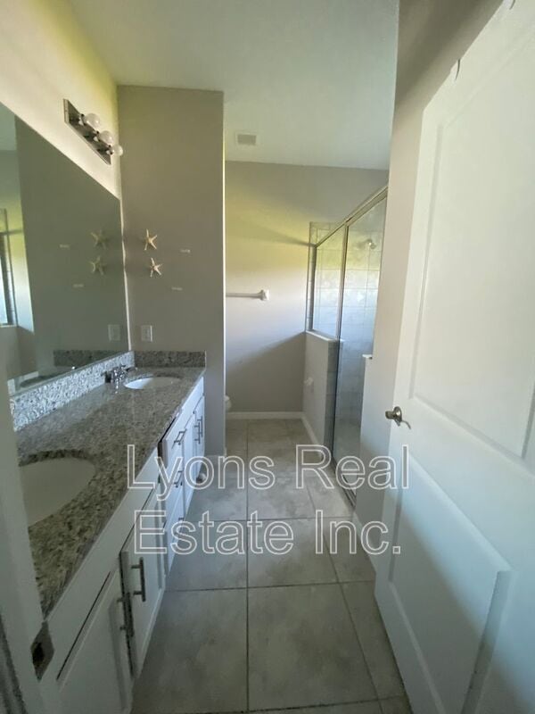 Building Photo - 18463 Van Nuys Cir