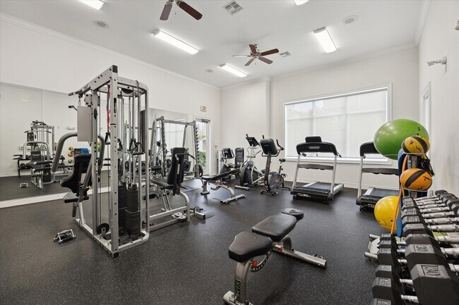 Building Photo - 12707 Boheme Dr