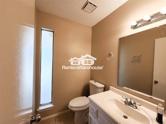 Building Photo - 3207 Glade Springs Dr