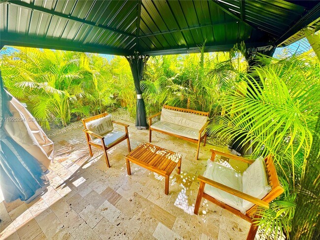 Building Photo - 2538 SE 29th St