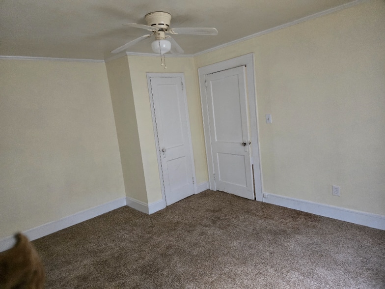 Building Photo - 824 Wabash Ave