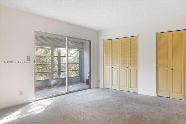 Building Photo - 2401 Antigua Cir