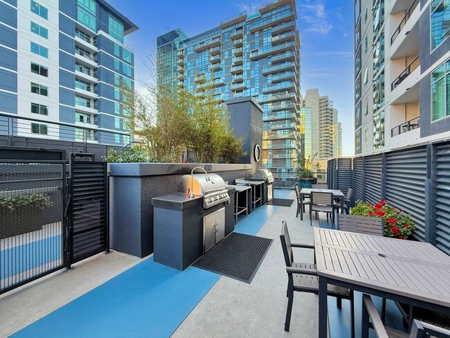 Building Photo - Modern Condo in Little Italy – 1BD/1BA at ...