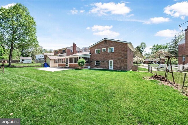 Building Photo - 9619 Singleton Dr