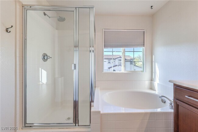 Building Photo - 9194 Red Knoll St