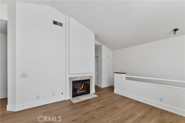 Building Photo - 18 Glen Cove