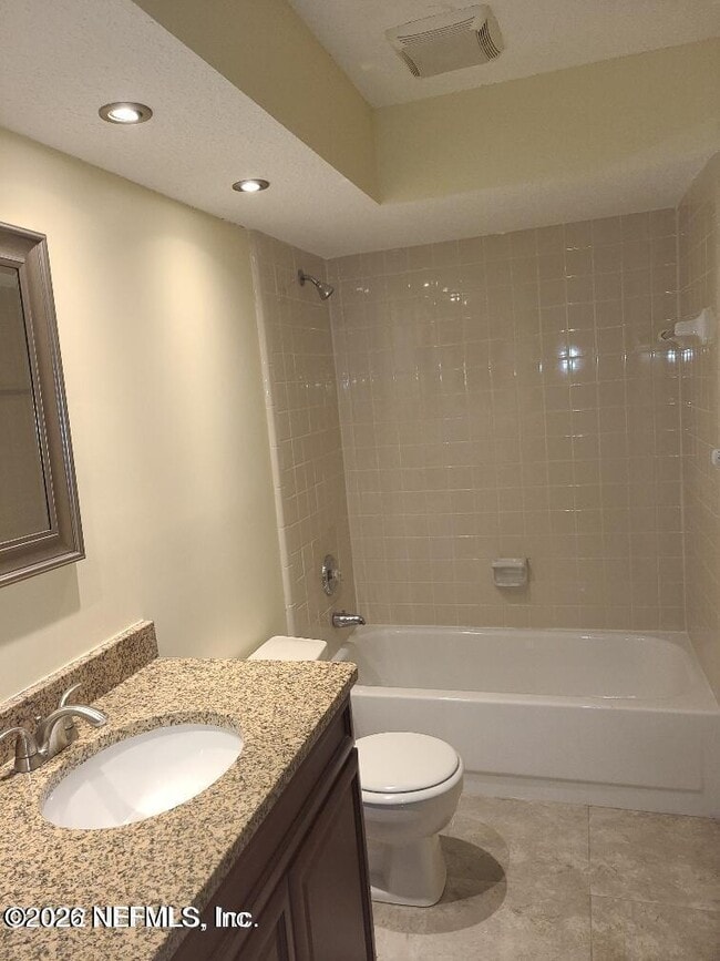 Building Photo - 5673 Bennington Dr