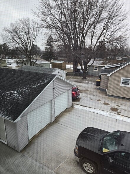 Building Photo - 414 W Council St