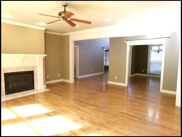 Building Photo - 7 Epernay Cir