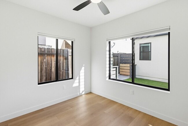 Building Photo - Brand New Construction – 3 Bed / 2 Bath Duplex Home in Normal Heights