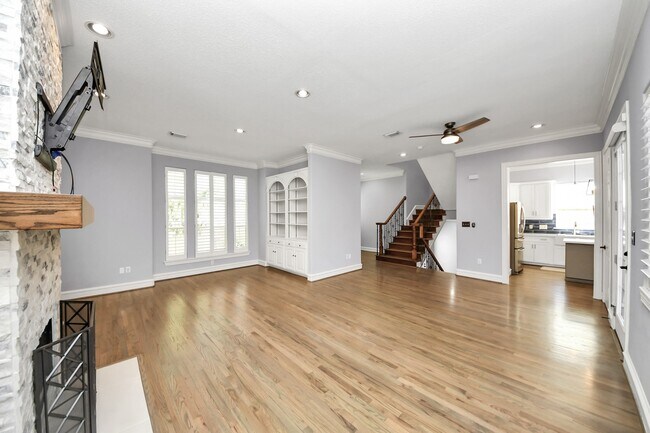 Building Photo - 5317 Feagan St