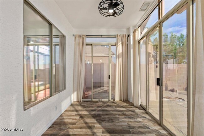Building Photo - 4615 E Prickly Pear Trail