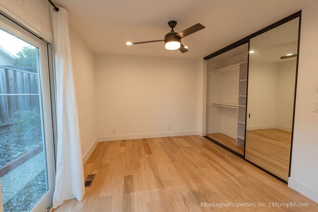 Building Photo - Los Gatos Single Story House on LARGE Lot updated in 2024!