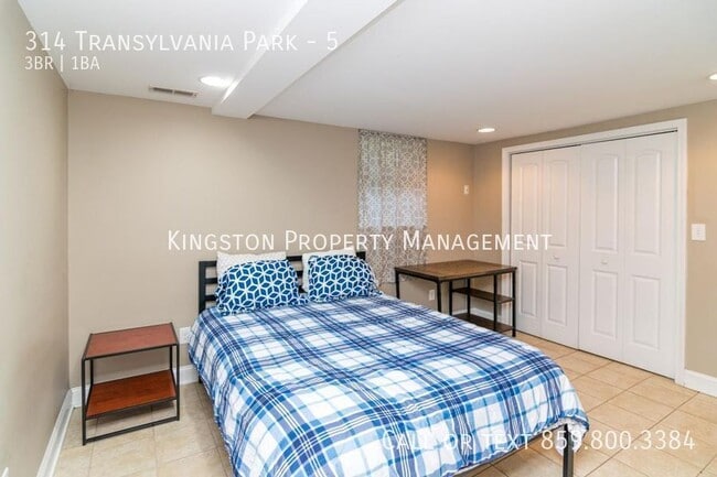 Building Photo - 314 Transylvania Park
