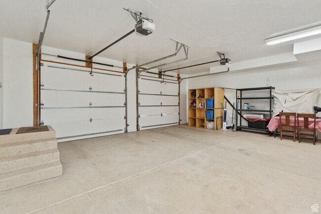 Building Photo - 1235 E 1350 N