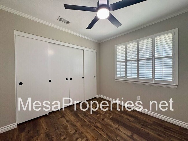 Building Photo - 7891 Corona Ave