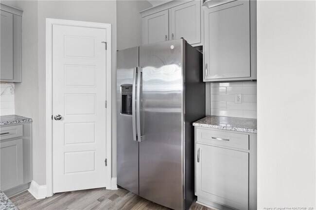 Building Photo - 779 Doc Brown Rd