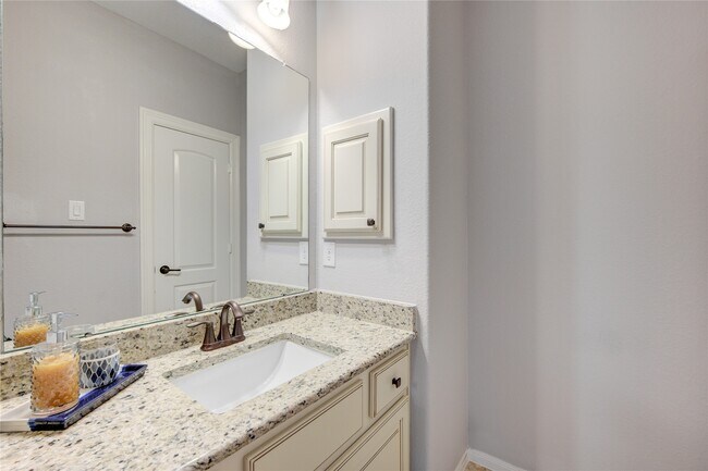 Building Photo - 4711 Derbywood Glen Ln