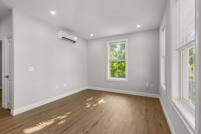 Building Photo - Ember Drive