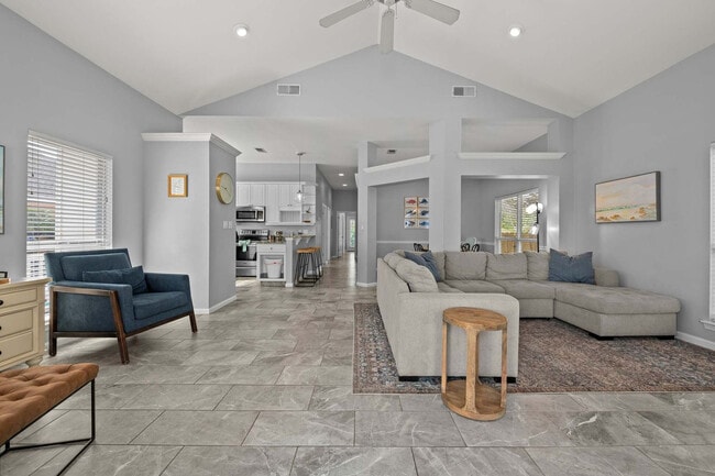 Building Photo - 4618 Windstarr Dr