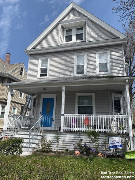 Building Photo - 63 Fairbanks St