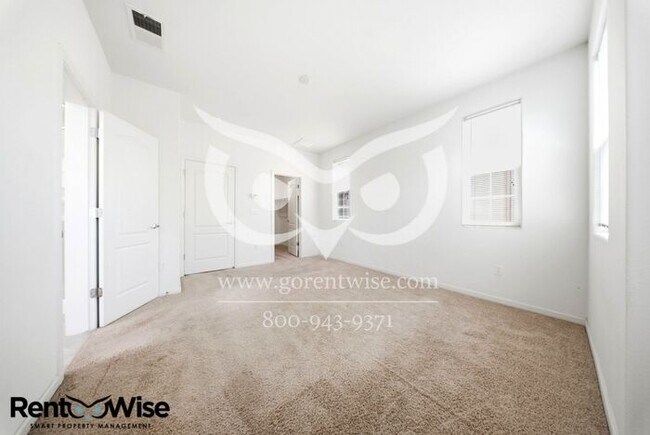 Building Photo - 1583 Sylvia St