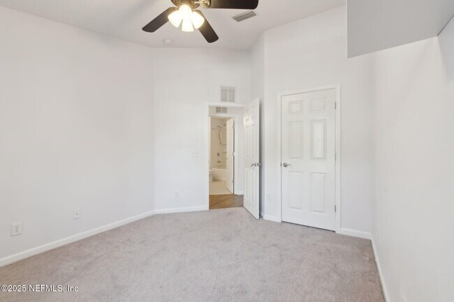 Building Photo - 13362 Stone Pond Dr