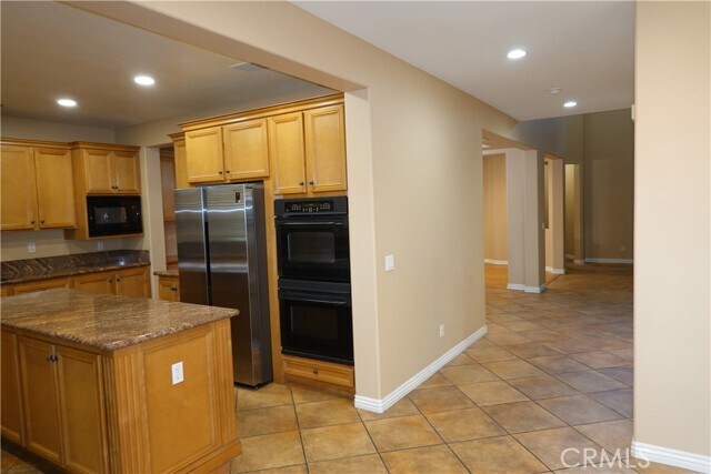 Building Photo - 1840 W Deerfield Rd