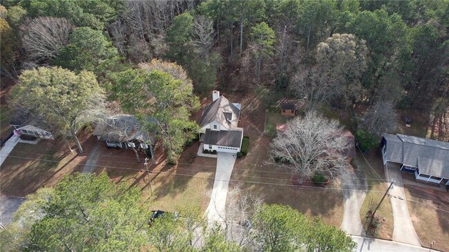 Building Photo - 2475 Nugget Dr SW