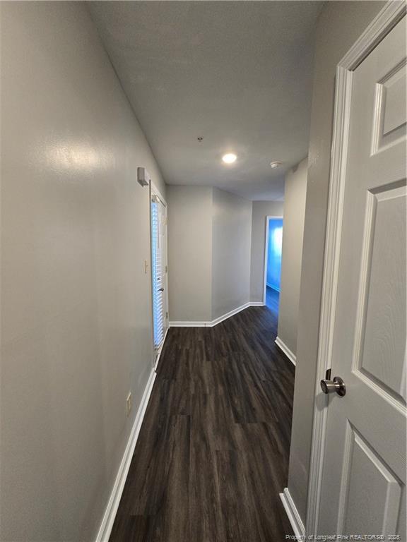 Building Photo - 267 Waterdown Dr