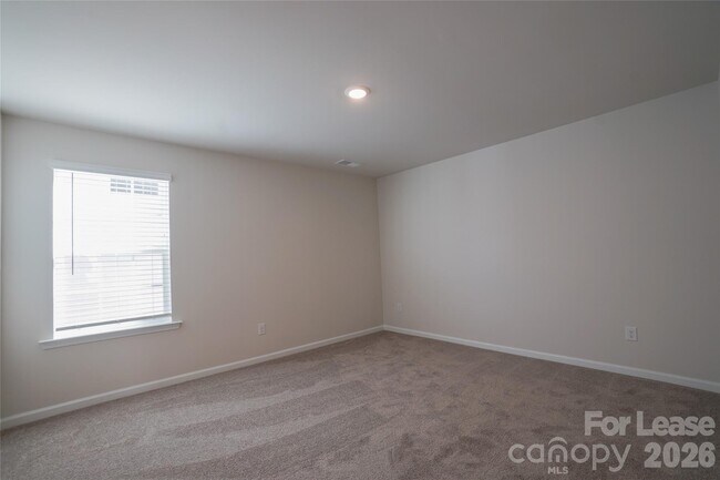 Building Photo - 1406 Caracara Ct