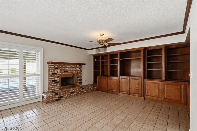 Building Photo - 3321 Basque St