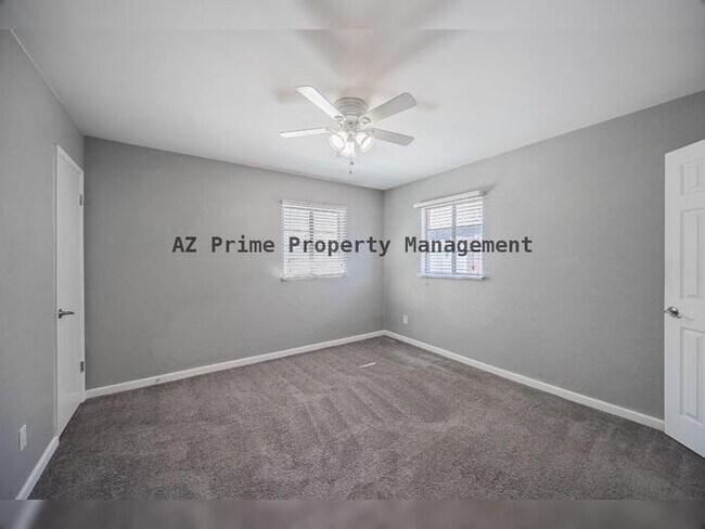 Building Photo - 6521 N 19th Dr