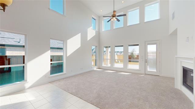 Building Photo - 3916 Linear Dr