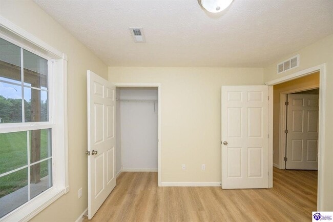 Building Photo - 2778 Rineyville-Big Springs Rd