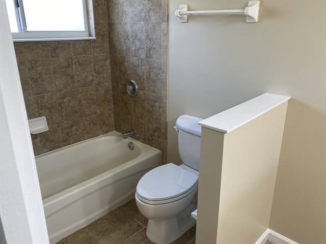 Building Photo - 2110 Thorn Hollow Ct