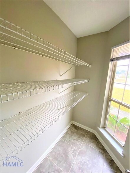 Building Photo - 1758 Ashton Dr