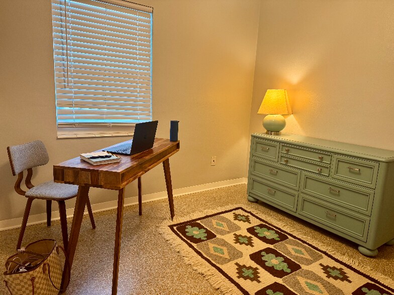 Building Photo - 4916 26th Ave S