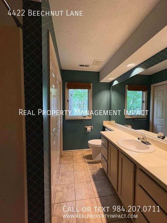 Building Photo - 4422 Beechnut Ln