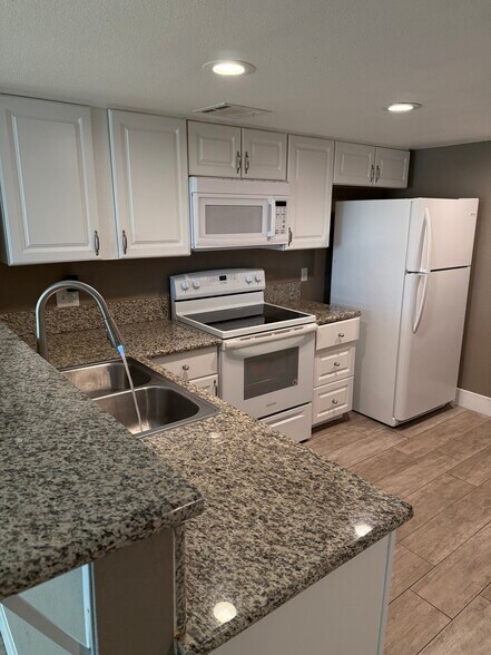 Building Photo - 1921 Goodwill St