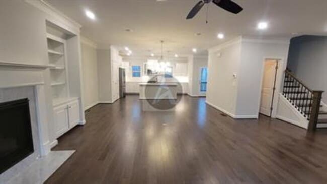Building Photo - 2892 Boone Dr
