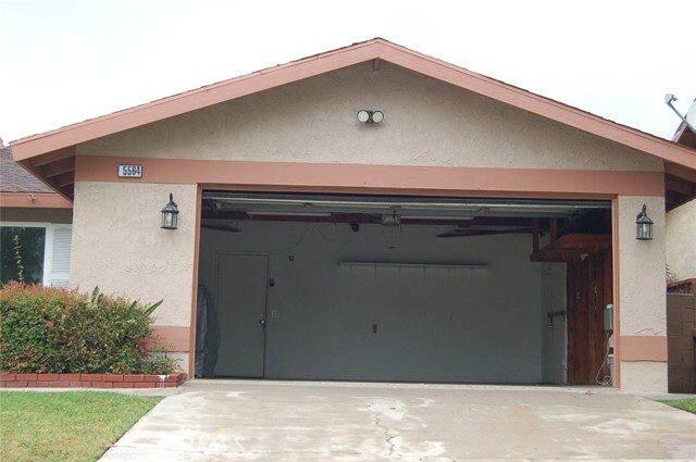 Building Photo - 5564 Louise St