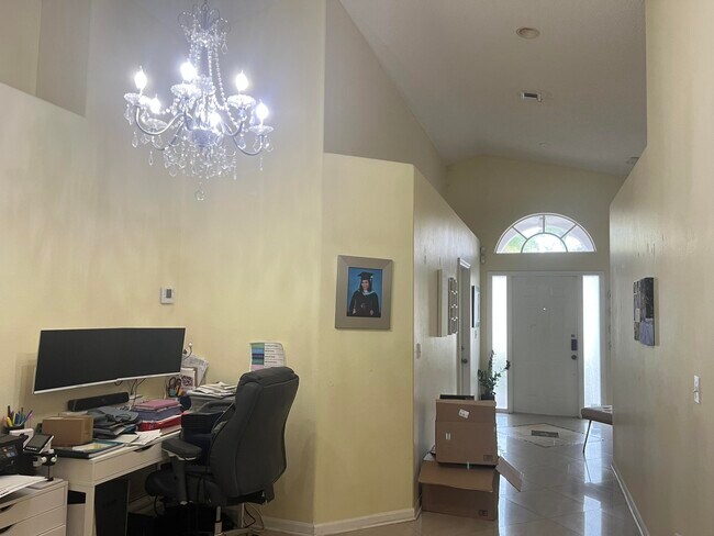 Building Photo - 1612 Oak Berry Cir