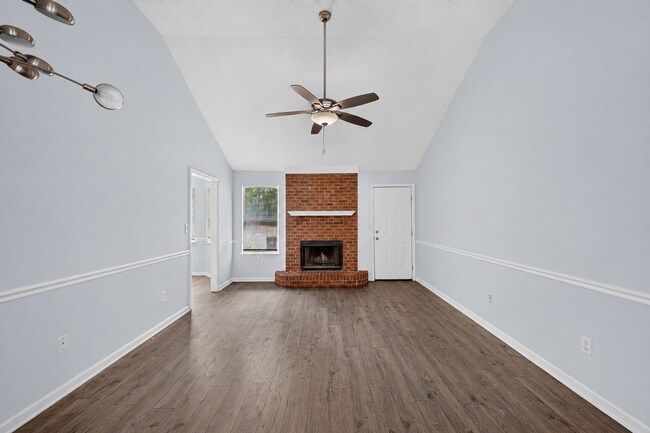Building Photo - 4810 Golden Leaf Ln